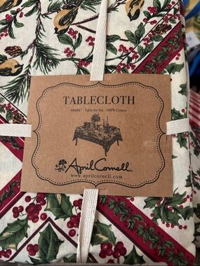 April Cornell NWT Vintage Christmas Tablecloth 60 x 84” 100% Cotton